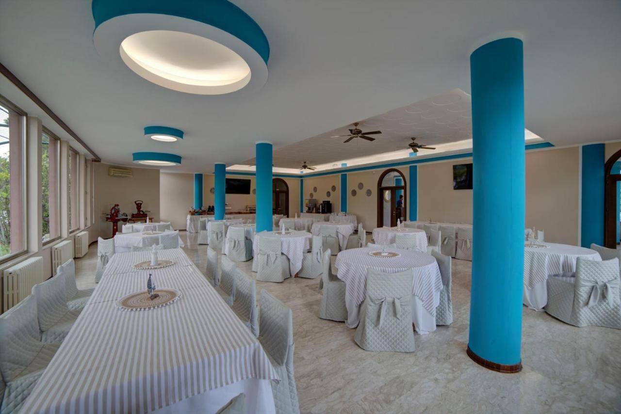 Hotel Sporting Васто Экстерьер фото