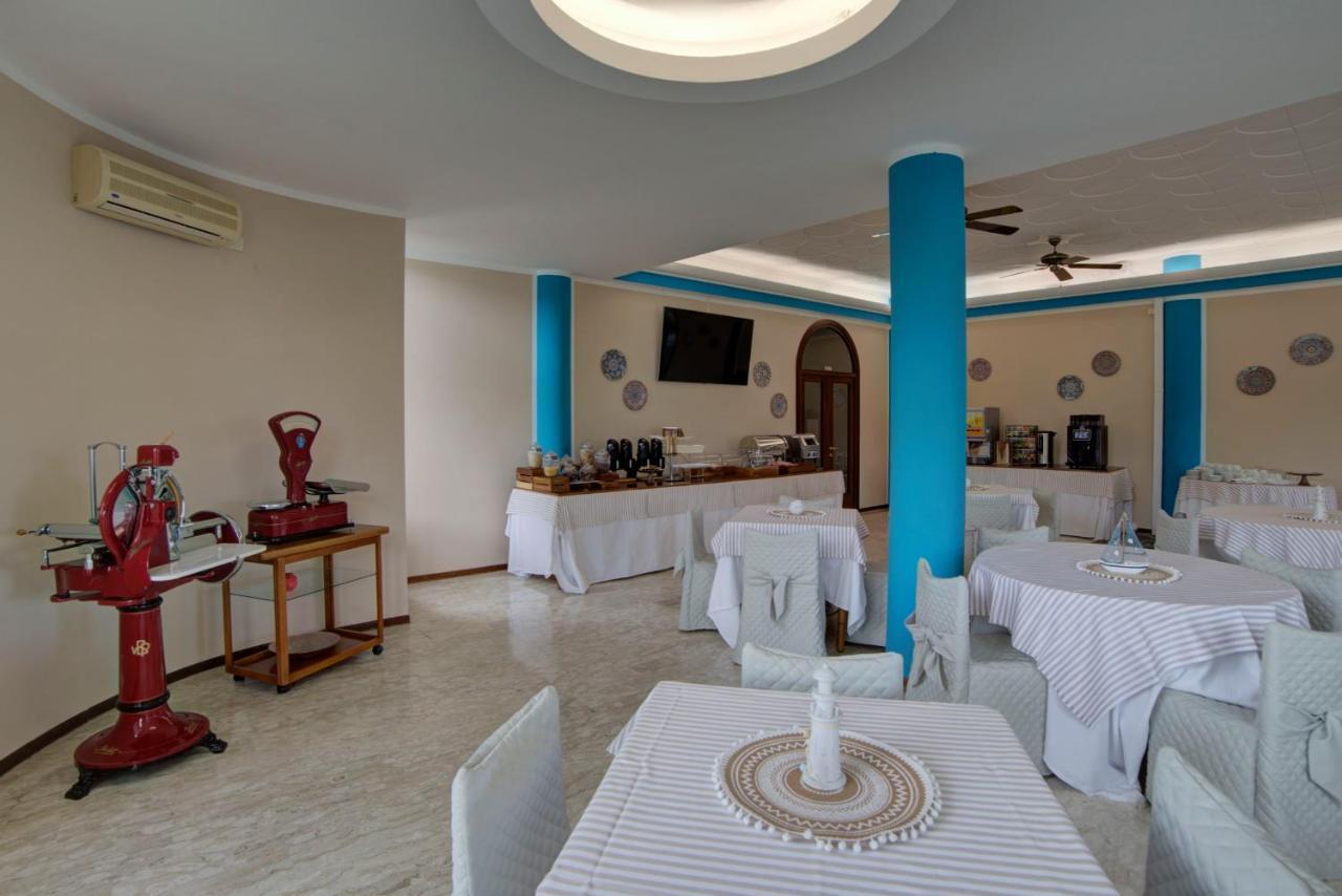 Hotel Sporting Васто Экстерьер фото