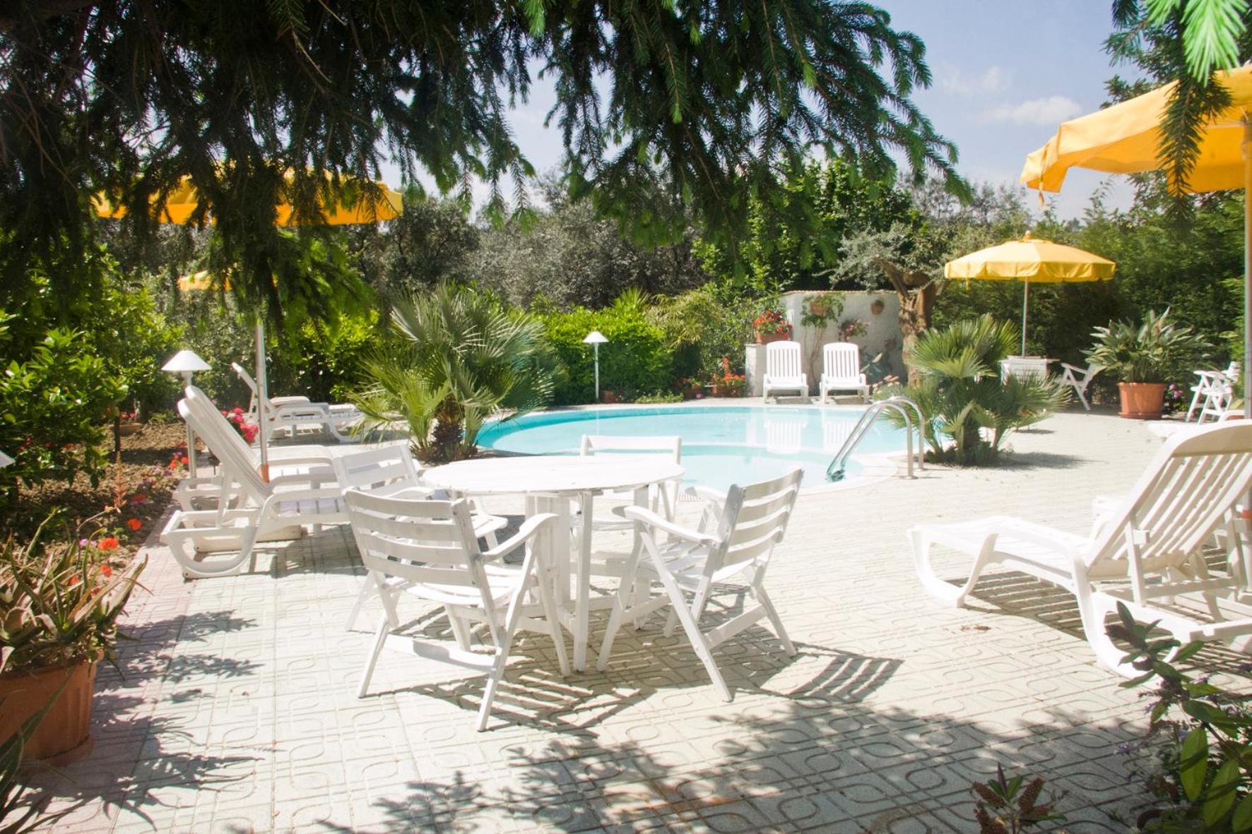 Hotel Sporting Васто Экстерьер фото